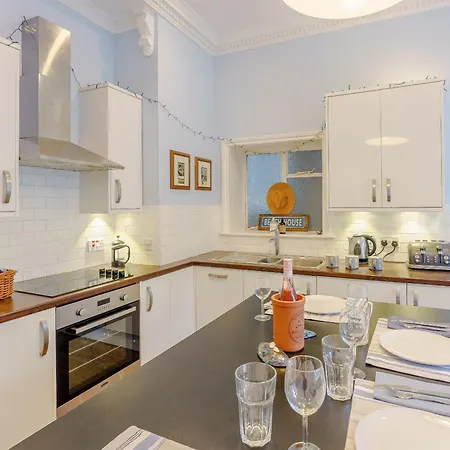 Viking Bay Apartment Broadstairs Exterior photo